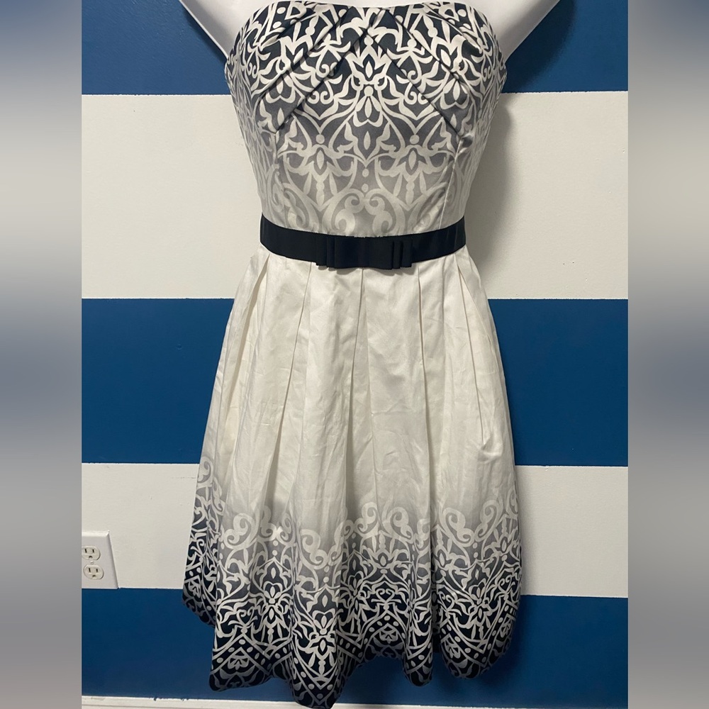 NWT White House Black Market strapless dress Sz2